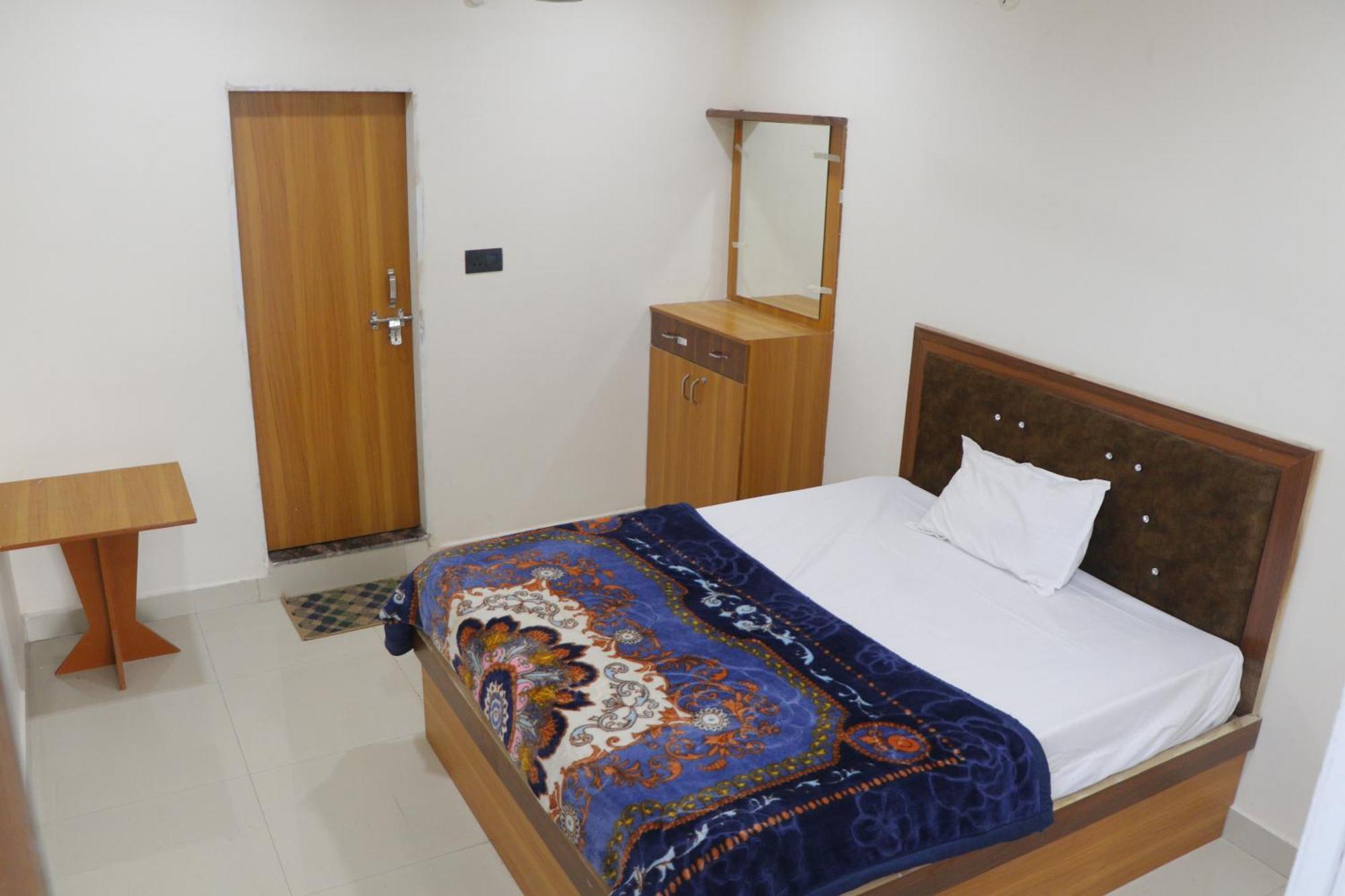 Dolphin Guest House Mathura Ngoại thất bức ảnh