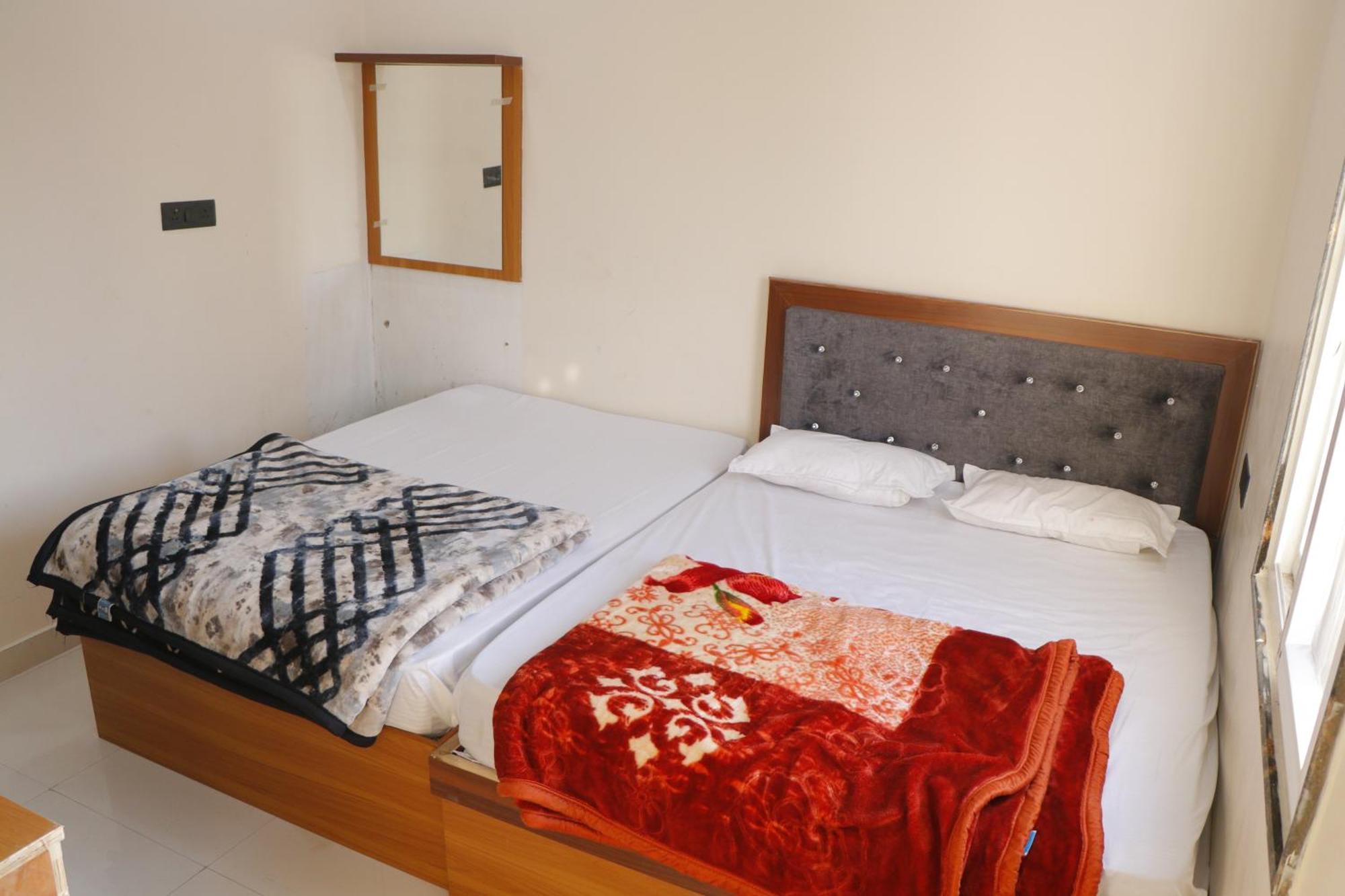 Dolphin Guest House Mathura Ngoại thất bức ảnh